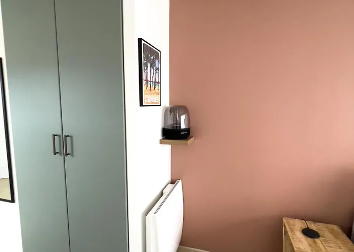 Appartement Renove Proche De La Tarnos